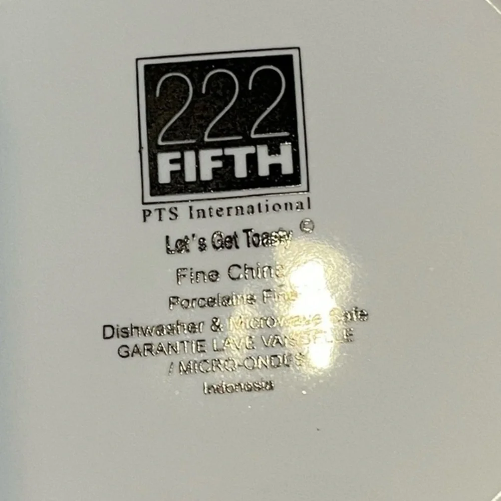 222 Fifth Let’s Get Toasty Christmas Holiday Appetizer Plates 6.25” Set 4